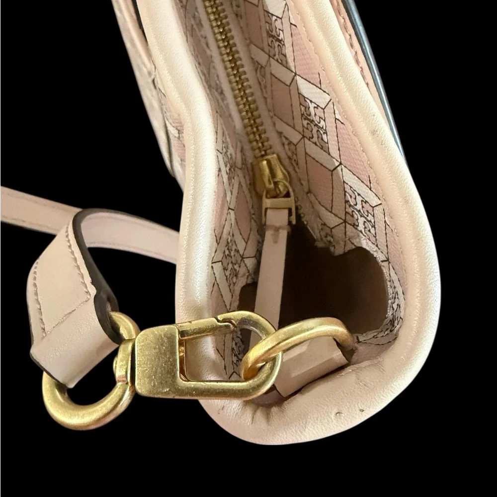 Tory Burch Pink Geo logo mini zip purse - Picture 5 of 7